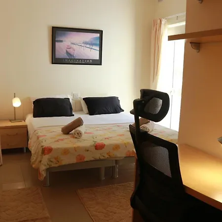 Penthouse Shared San Ġiljan